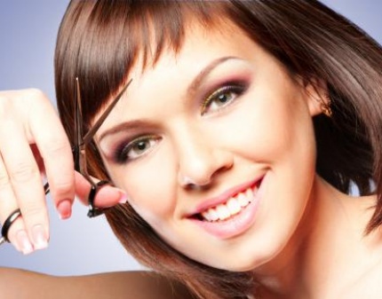 Скидка 70% на Окрашивание INOA L'Oreal+ уход Moltobene + стрижка горячими ножницами и укладка!